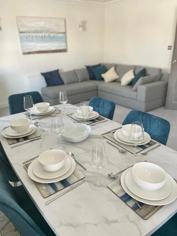 Exquisite Apartment, Stone Throw From The Beach Борнмут Экстерьер фото